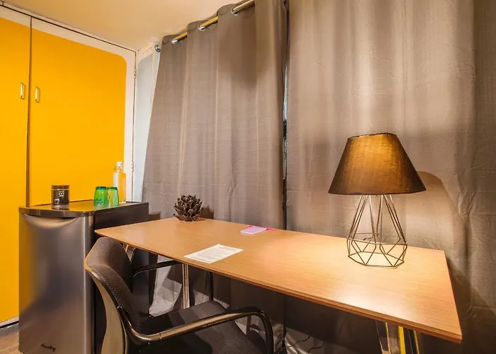 Nomadier - Private Ensuite With Desk In Condesa, Cdmx