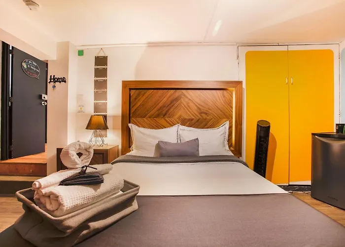 Habitación en casa particular Nomadier - Private Ensuite With Desk In Condesa, Cdmx