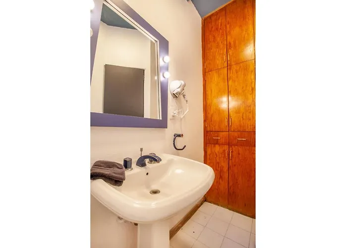 Nomadier - Private Ensuite With Desk In Condesa, Cdmx *