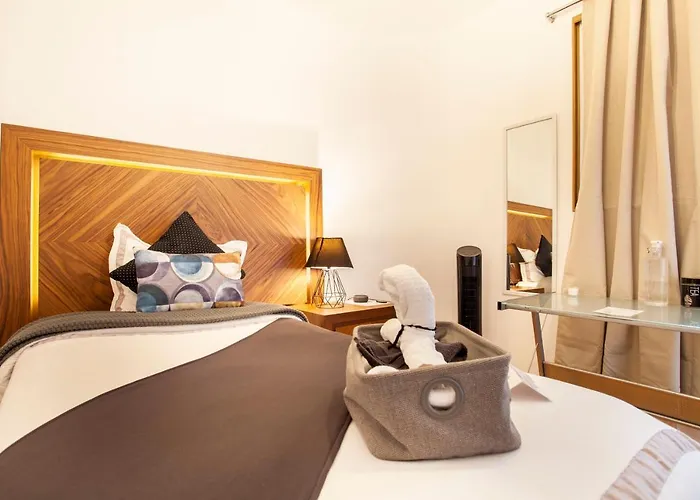 Nomadier - Private Ensuite With Desk In Condesa, Cdmx *